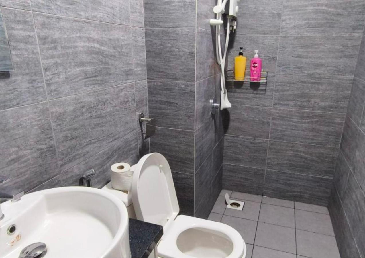 2r2b Comfy Homestay, 1-6 Pax - Ga4 Apartment Shah Alam