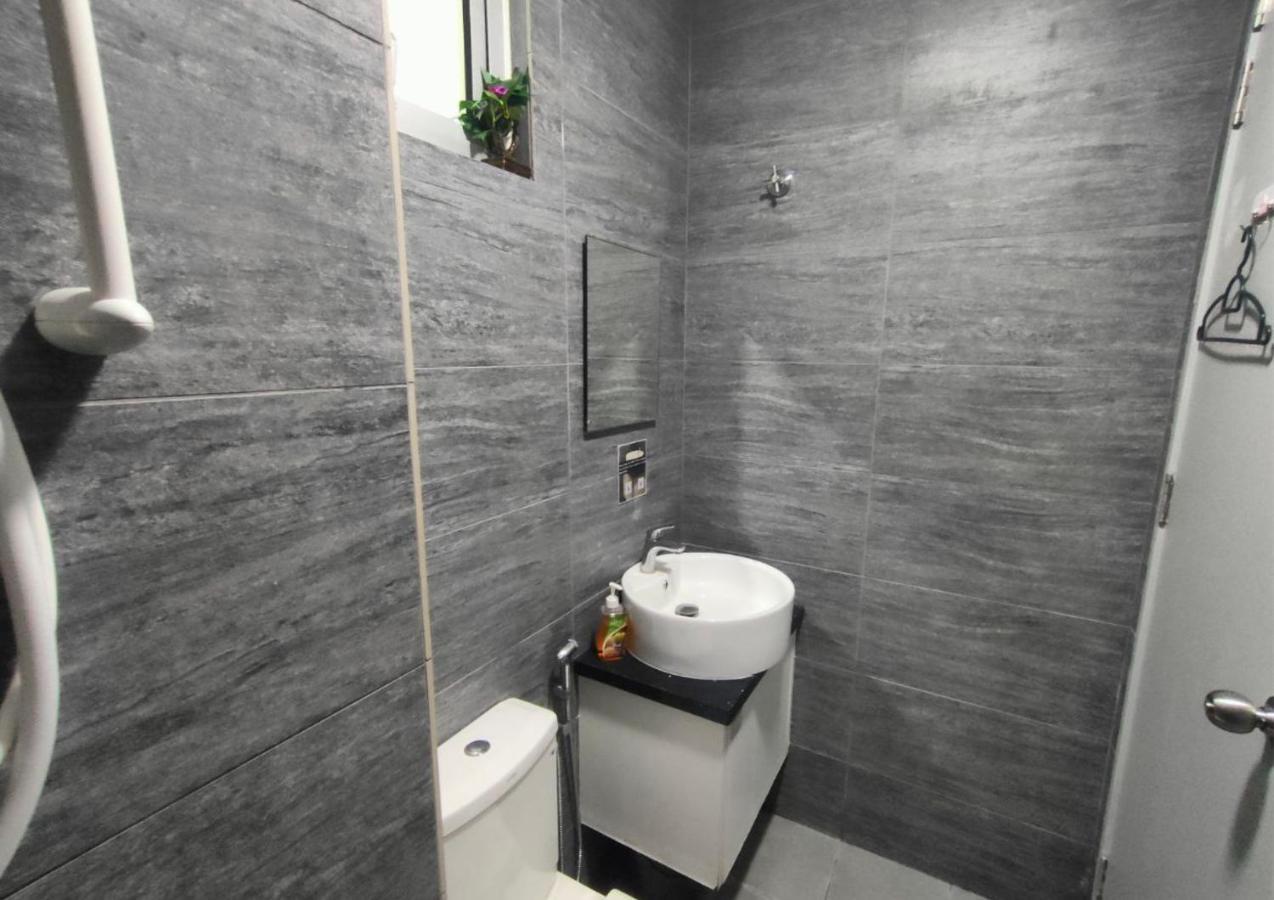 2r2b Comfy Homestay, 1-6 Pax - Ga4 Apartment *