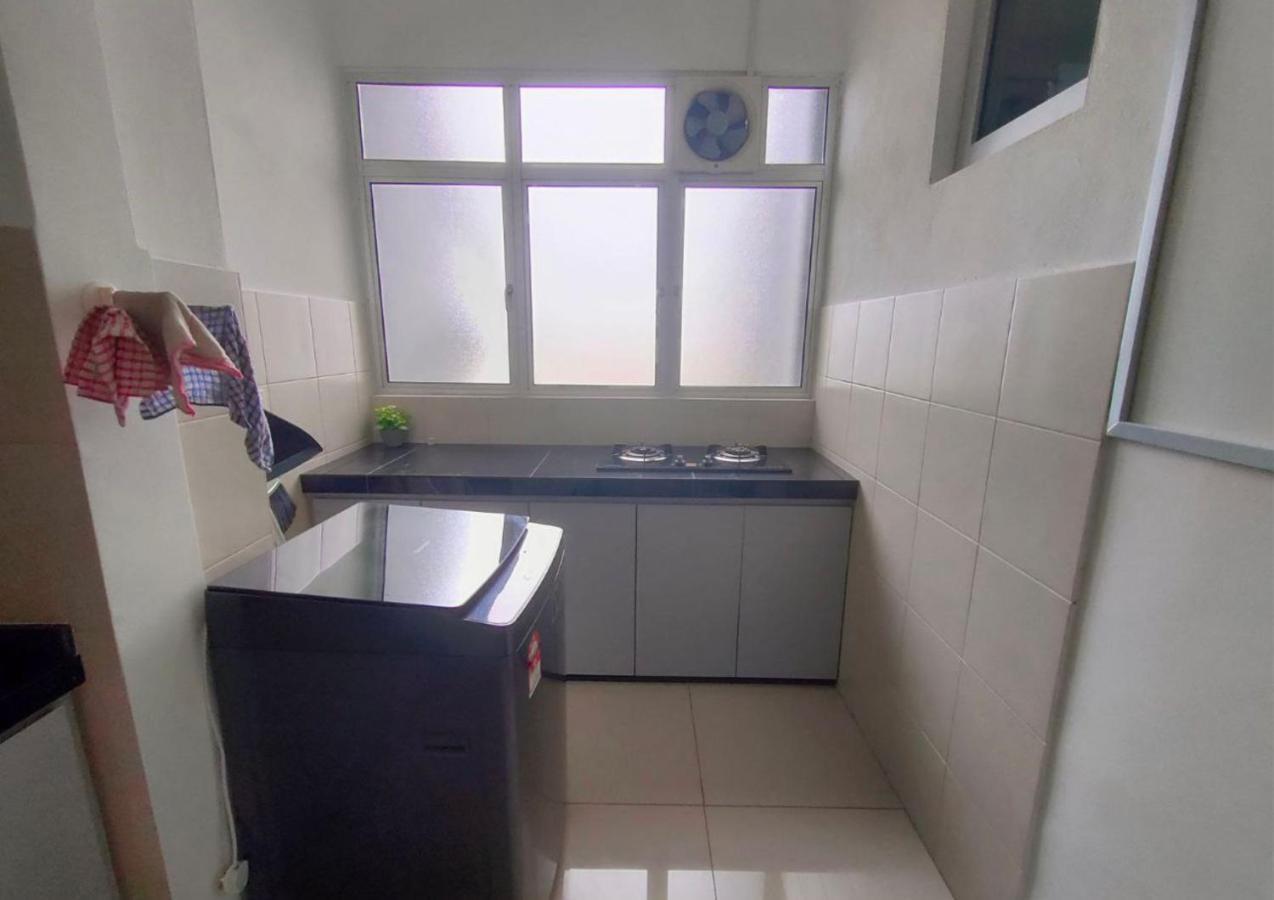 2r2b Comfy Homestay, 1-6 Pax - Ga4 Apartment