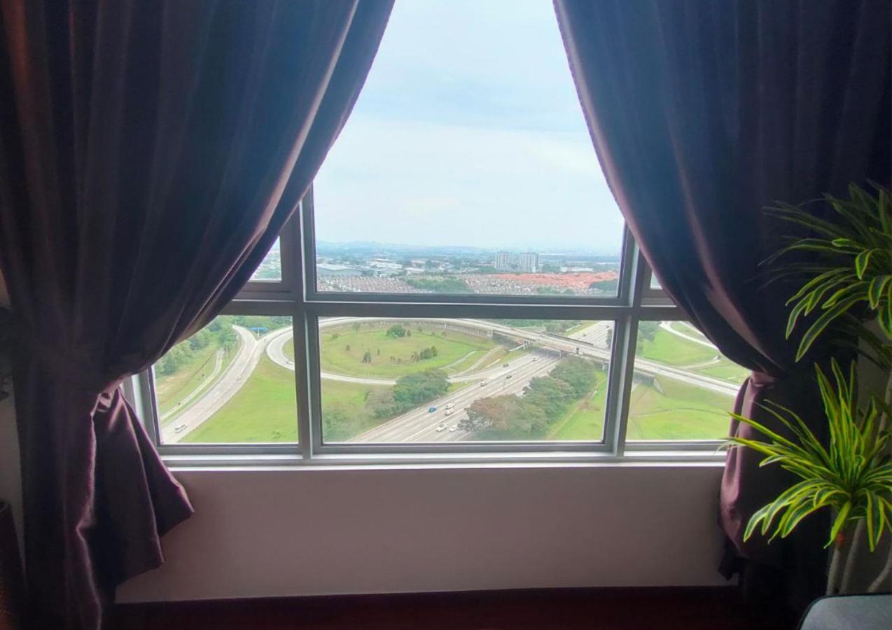 2r2b Comfy Homestay, 1-6 Pax - Ga4 Apartment Shah Alam